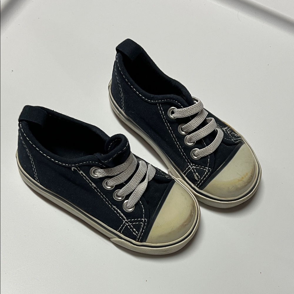 GAP Kids Navy and White Canvas Sneakers